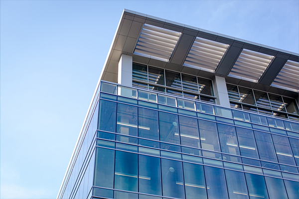 Semi unitized glass façade